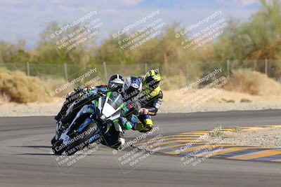 media/Nov-05-2022-SoCal Trackdays (Sat) [[f8d9b725ab]]/Turn 2 (1120am)/